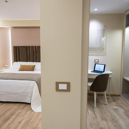 Hotel Montreal รากูซา ภายนอก รูปภาพ