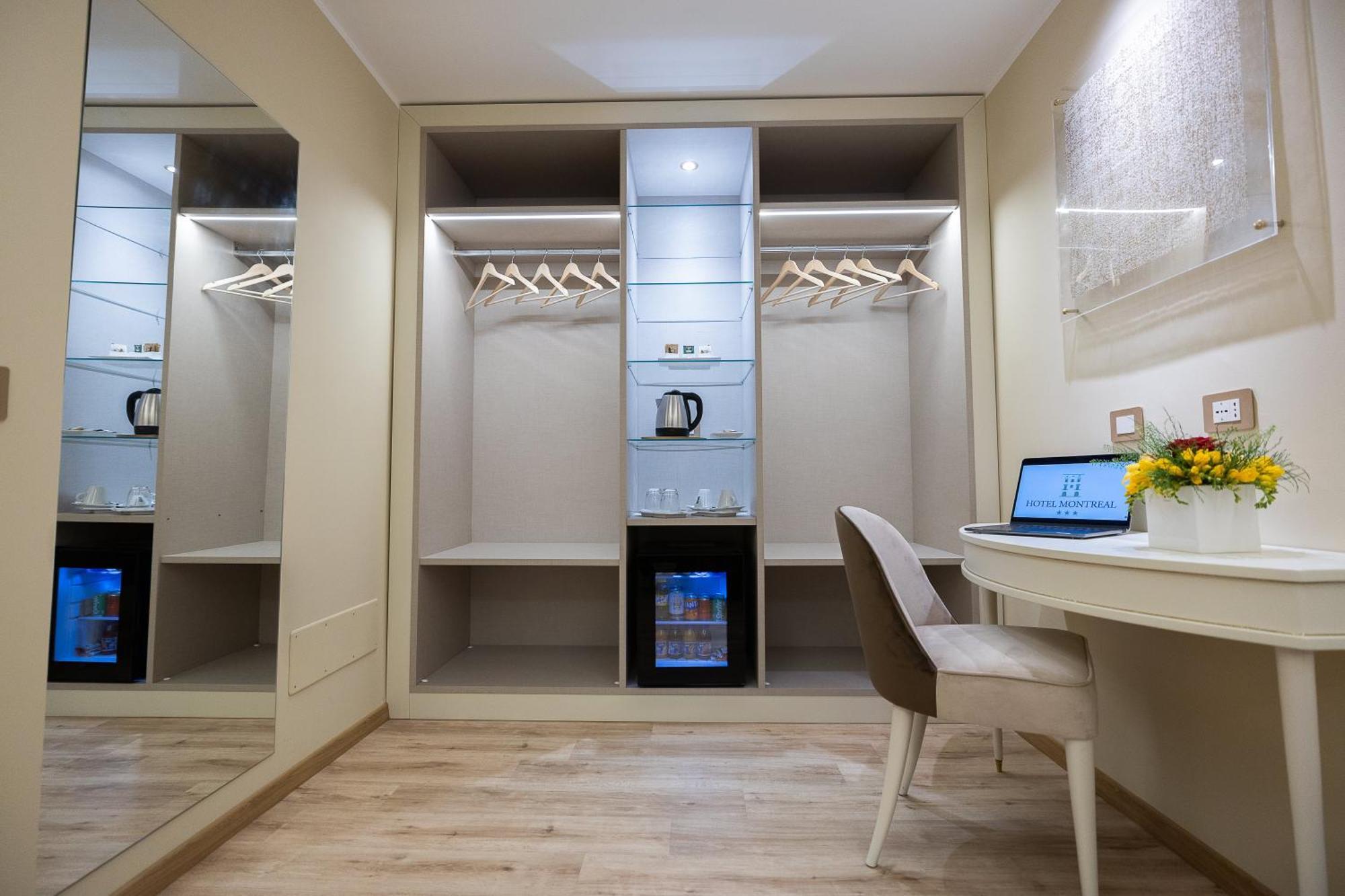 Hotel Montreal รากูซา ภายนอก รูปภาพ