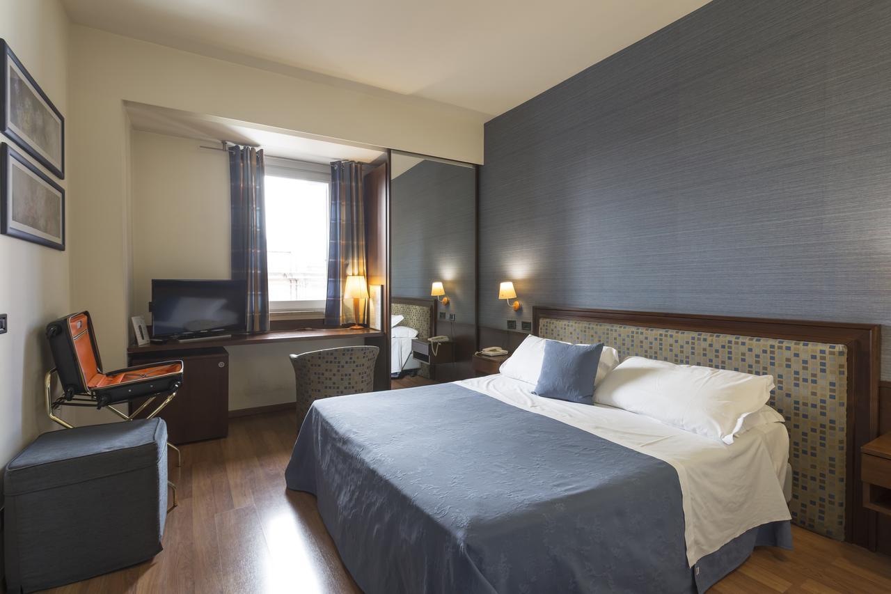 Hotel Montreal รากูซา ภายนอก รูปภาพ